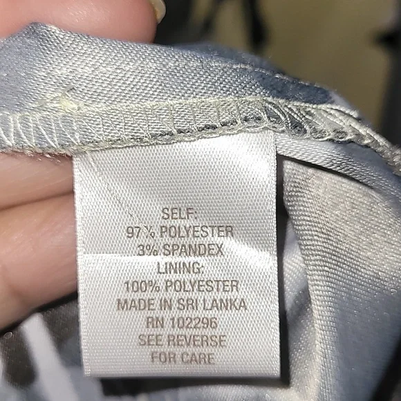 Floral Sleeveless Dress - Yellow and Black - Picture 5 of 7